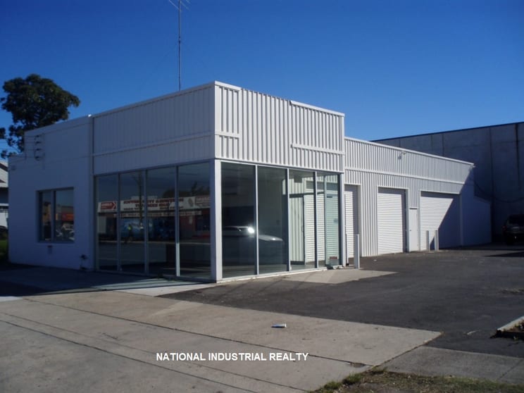 Click to view all images 10 Victoria Street Smithfield NSW 2164 - Image 1