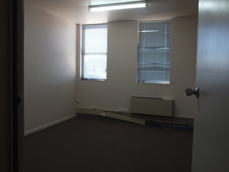 Room 6/15-21 Ford Street Wangaratta VIC 3677 - Image 3