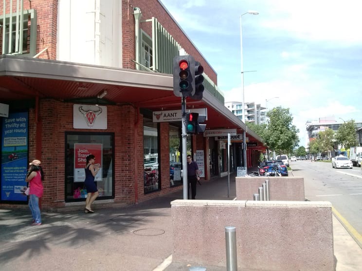 Click to view all images Shop 4/14 Knuckey Street Darwin City NT 0800 - Image 3