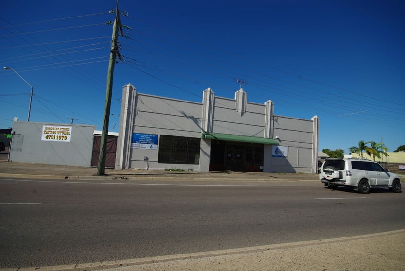 Click to view all images 1 Railway Avenue Railway Estate QLD 4810 - Image 3