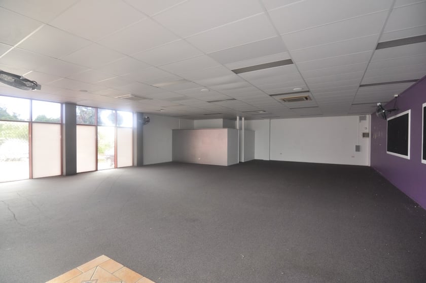 Click to view all images Shop A, 263 Charters Towers Road Mysterton QLD 4812 - Image 3