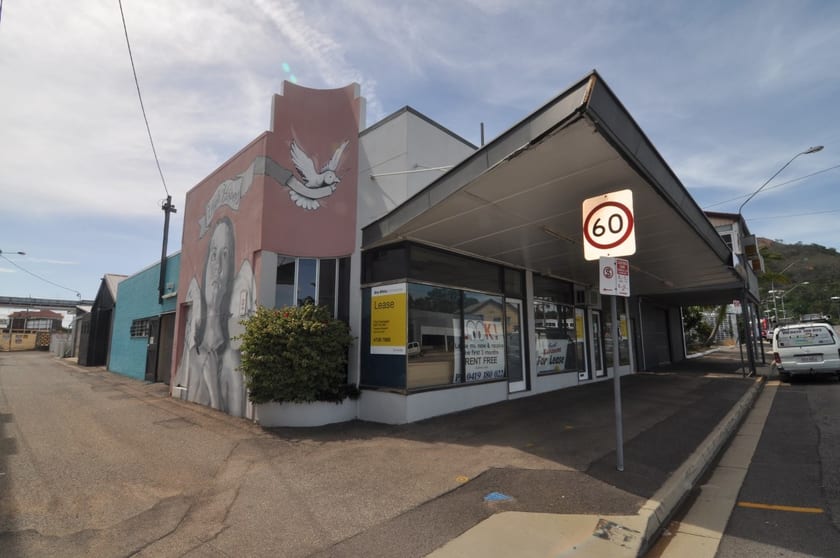 Click to view all images 8 Morris Street West End QLD 4810 - Image 1