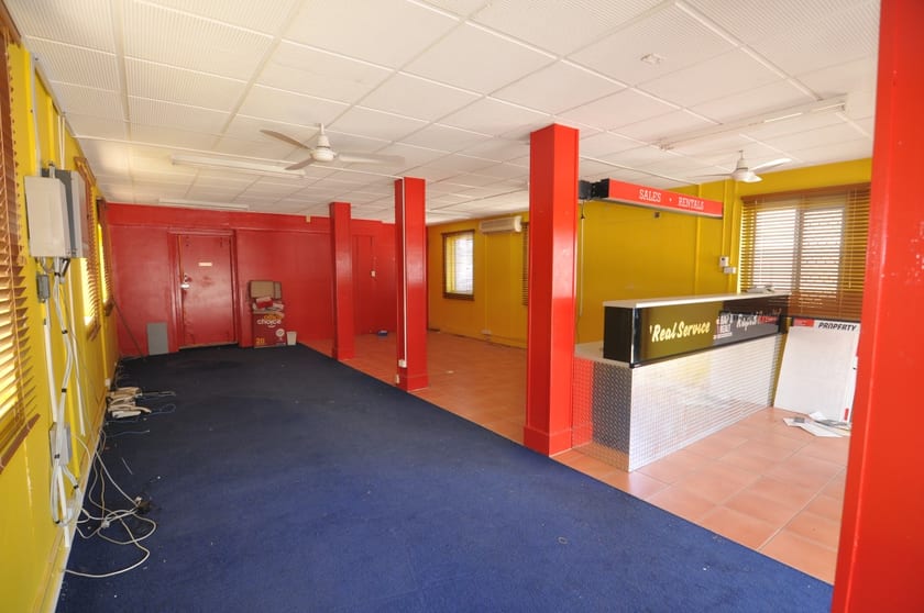 Click to view all images 115 Boundary Street Railway Estate QLD 4810 - Image 2
