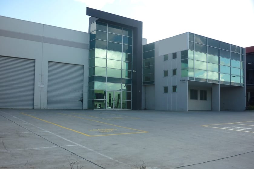 Click to view all images 3 Commercial Court Tullamarine VIC 3043 - Image 2