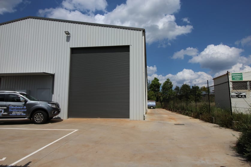 Click to view all images Shed 3/19 Croft Crescent Harristown QLD 4350 - Image 1