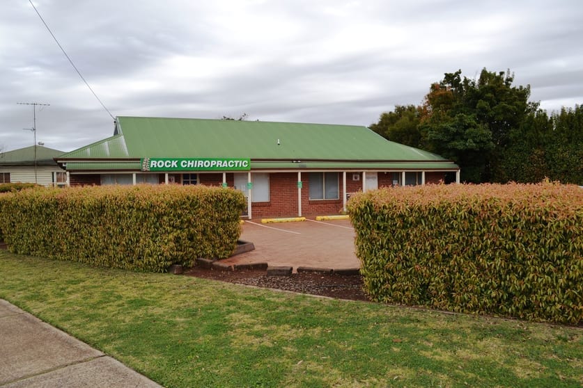 Click to view all images 2/2 Rob Street Newtown QLD 4350 - Image 1
