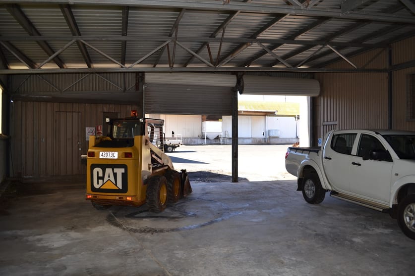 Click to view all images Tenancy 4/529 Alderley Street Harristown QLD 4350 - Image 1