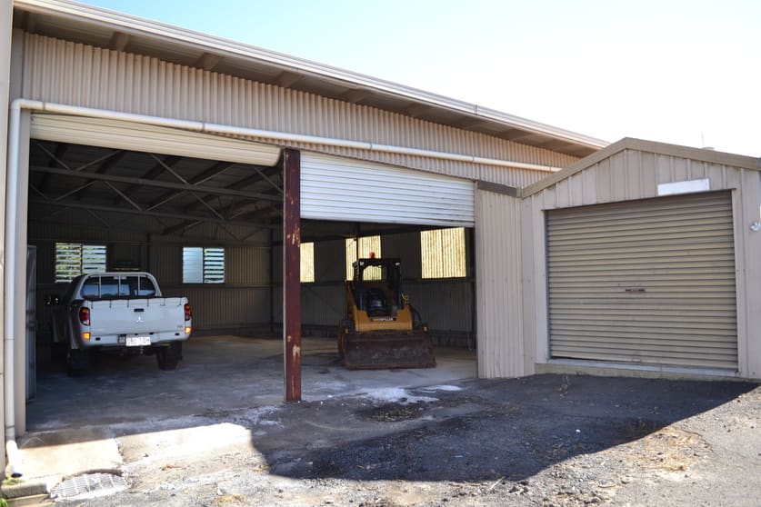 Click to view all images Tenancy 4/529 Alderley Street Harristown QLD 4350 - Image 2