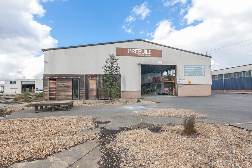 Click to view all images 2/217 - 219 Colchester Road Kilsyth VIC 3137 - Image 1