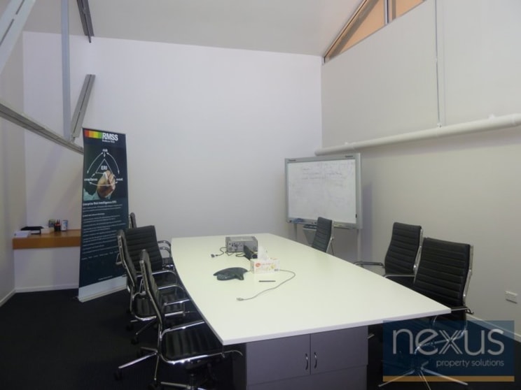 Click to view all images 1/3 Florence Street Newstead QLD 4006 - Image 2