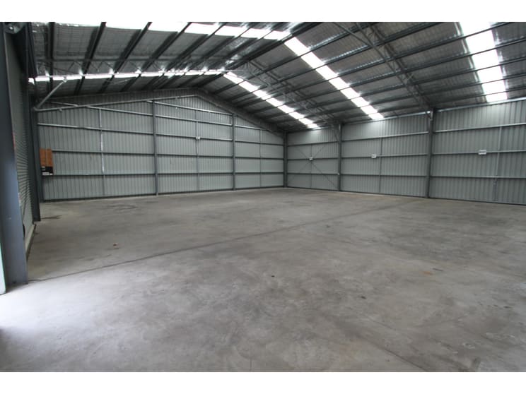 Shed 2/7 Kembla Place Kelso NSW 2795 - Image 2