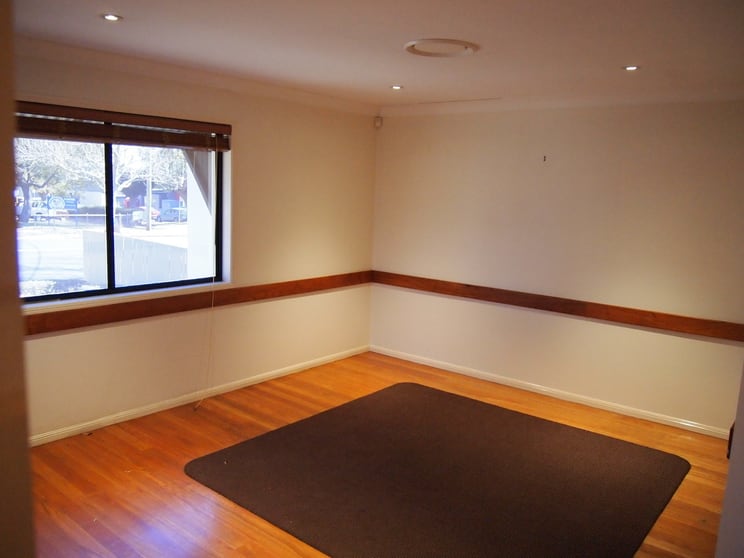 Click to view all images 196 Hume Street East Toowoomba QLD 4350 - Image 3
