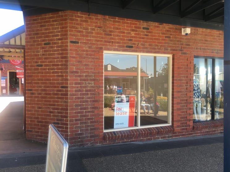 Click to view all images Shop 2/34-38 Thompson Avenue Cowes VIC 3922 - Image 2
