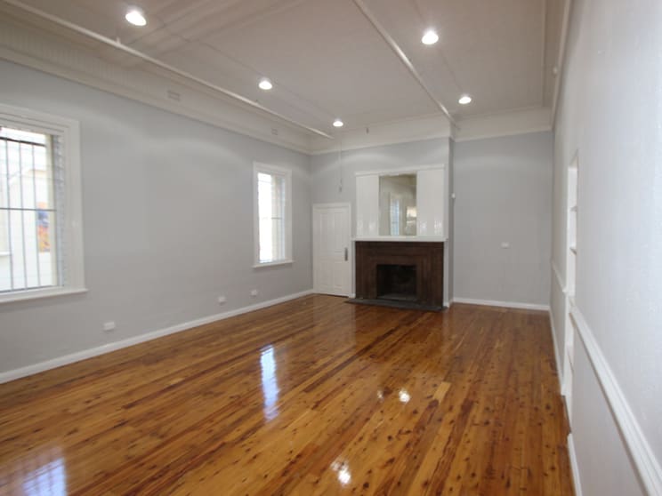 Click to view all images 1/115 Vincent Street Cessnock NSW 2325 - Image 3