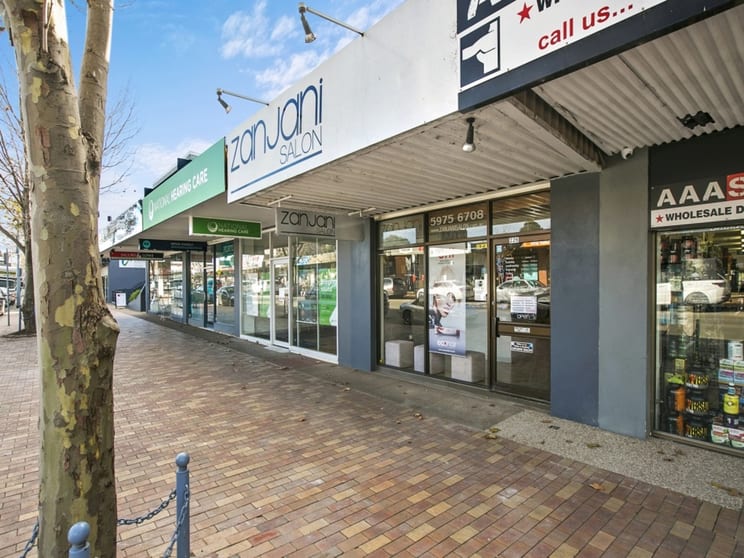 Click to view all images 226 Main Street Mornington VIC 3931 - Image 1