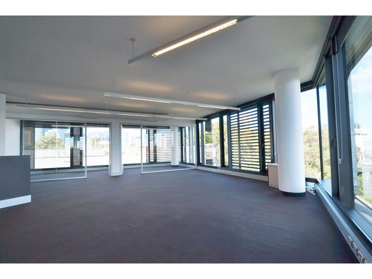 Click to view all images 4.11/55 Miller Street Pyrmont NSW 2009 - Image 2