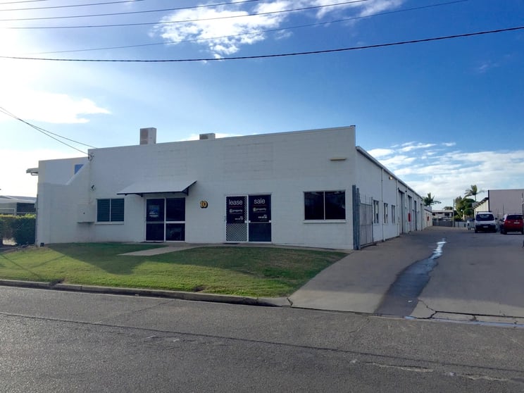 Click to view all images 1/10 Rendle Street Aitkenvale QLD 4814 - Image 2
