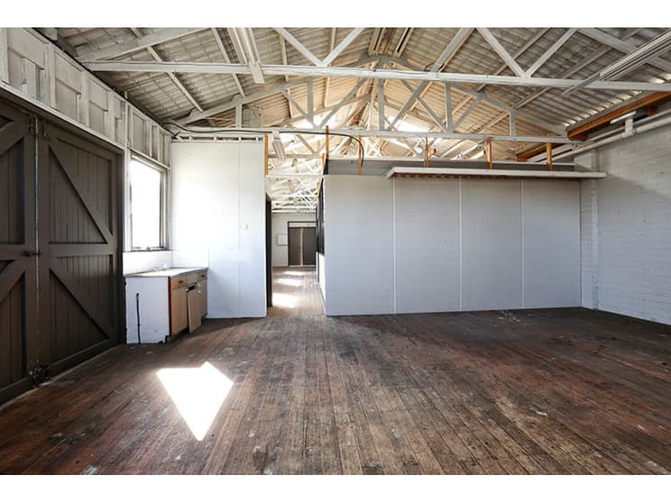 Click to view all images 143 Hotham Road Sorrento VIC 3943 - Image 2
