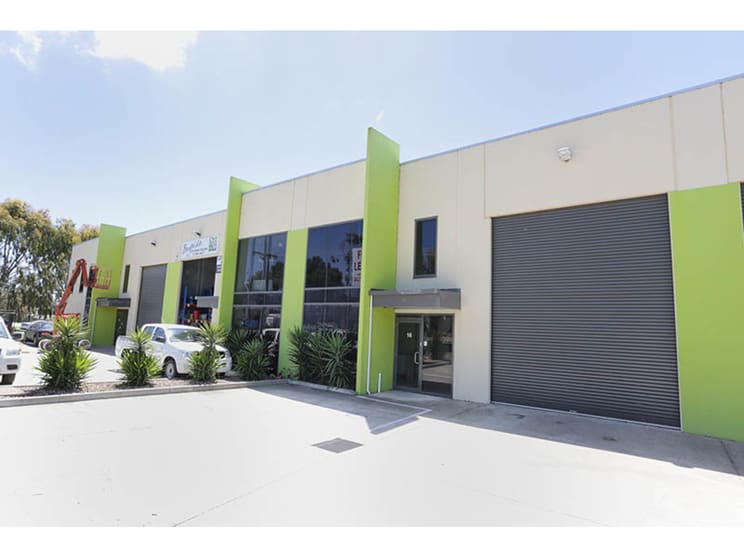 Click to view all images 16 Dalkeith Drive Dromana VIC 3936 - Image 2