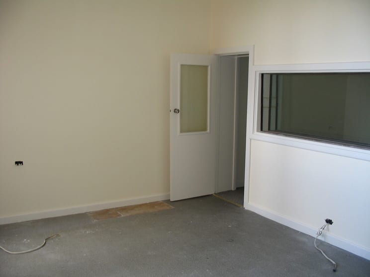 Click to view all images Suite 1/122 Katoomba Street Katoomba NSW 2780 - Image 3