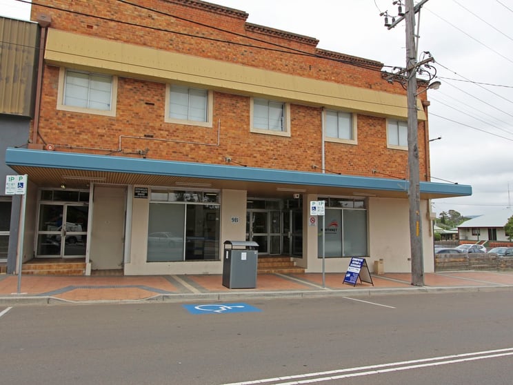 Click to view all images 9A Hall Street Cessnock NSW 2325 - Image 1