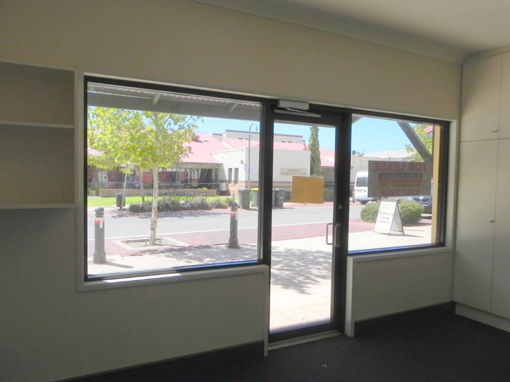 Click to view all images Suite 4 / 1 Highpoint Blvd Ellenbrook WA 6069 - Image 3