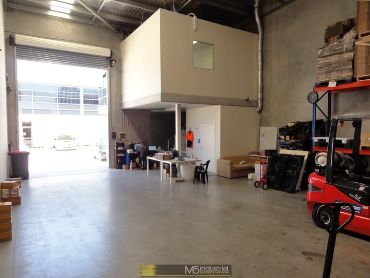 Click to view all images 13/54 Beach Street Kogarah NSW 2217 - Image 3