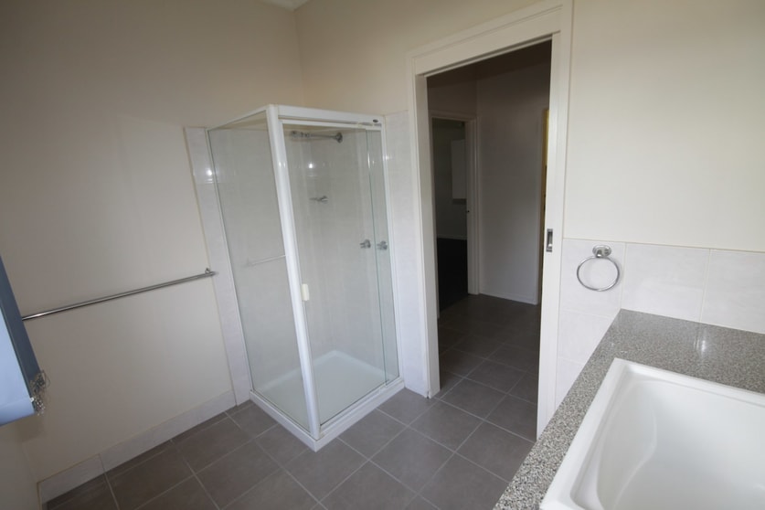 Click to view all images 275 Belgrave-Gembrook Road Emerald VIC 3782 - Image 3