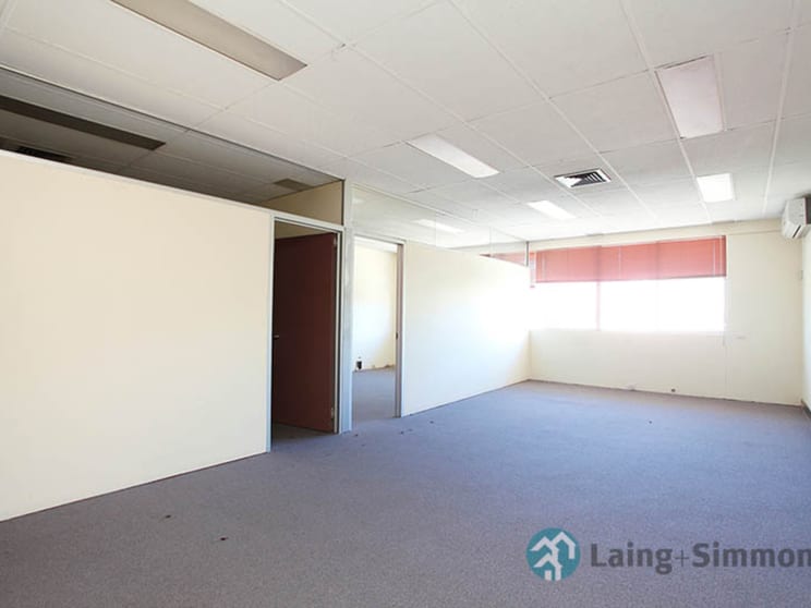 Click to view all images 7/383 Church Street Parramatta NSW 2150 - Image 3