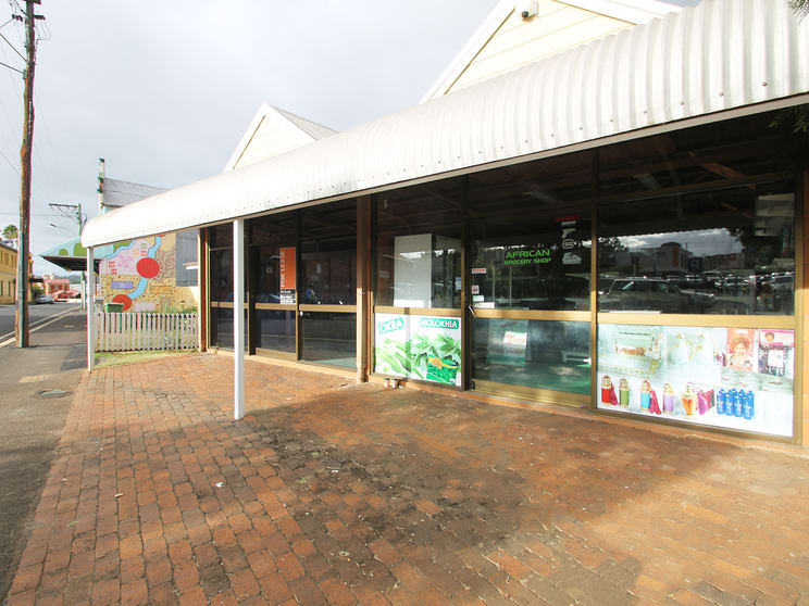 Click to view all images 6A Station Street Toowoomba City QLD 4350 - Image 1