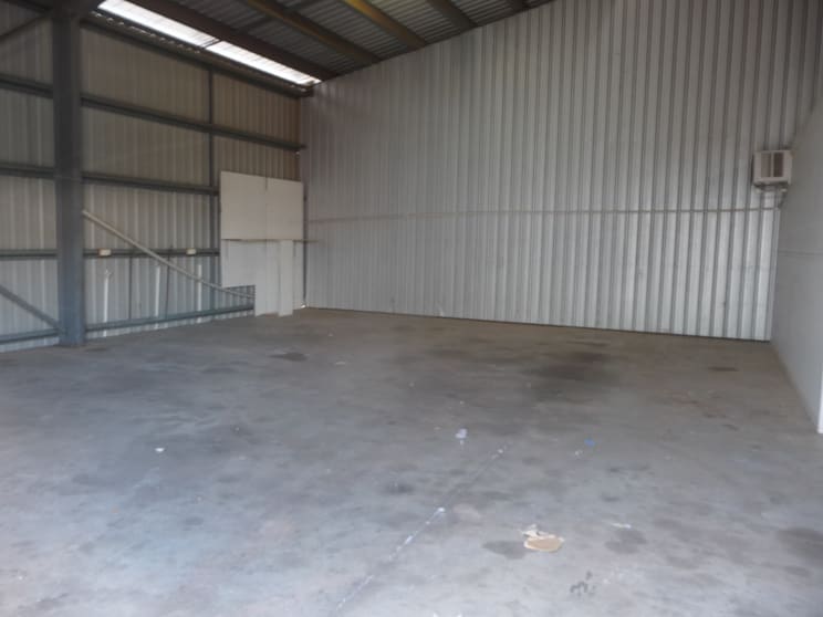 Click to view all images 2/13 Bishop Street Woolner NT 0820 - Image 3