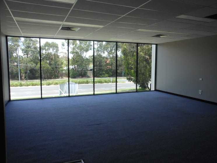 Click to view all images 1/9 Kelletts Road Rowville VIC 3178 - Image 3