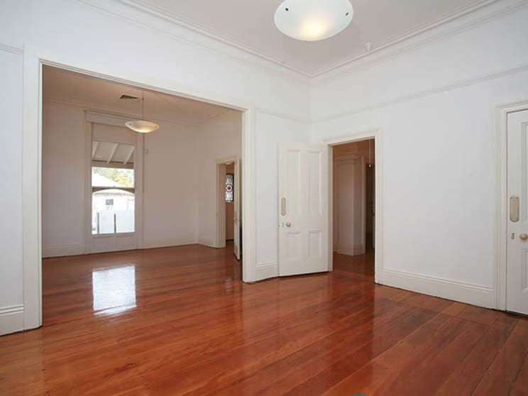 Click to view all images 8 Grose Street Parramatta NSW 2150 - Image 3