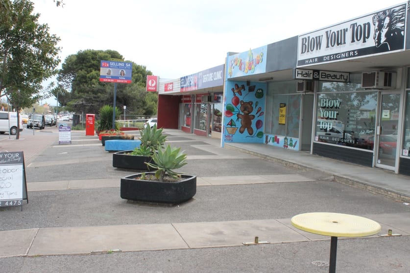 Click to view all images Shop 5, 99 Beach Road Christies Beach SA 5165 - Image 2