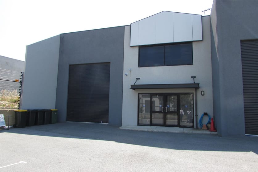 Click to view all images 4/44 Erceg Road Yangebup WA 6164 - Image 1