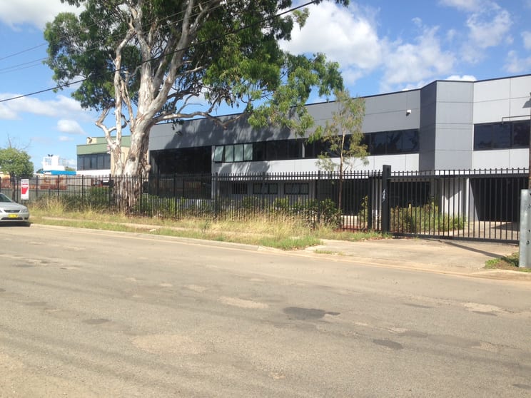 Click to view all images 91-93 Stanley Road Ingleburn NSW 2565 - Image 1