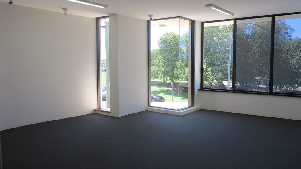 Click to view all images Level 1/7 The Esplanade Cotton Tree QLD 4558 - Image 3