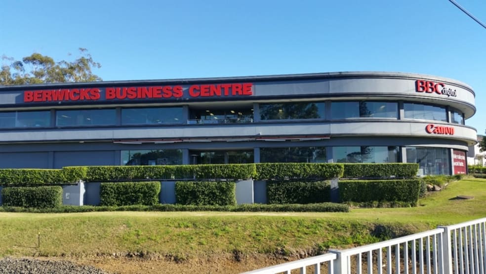 Click to view all images Suite 2/193 Ferry Road Southport QLD 4215 - Image 1