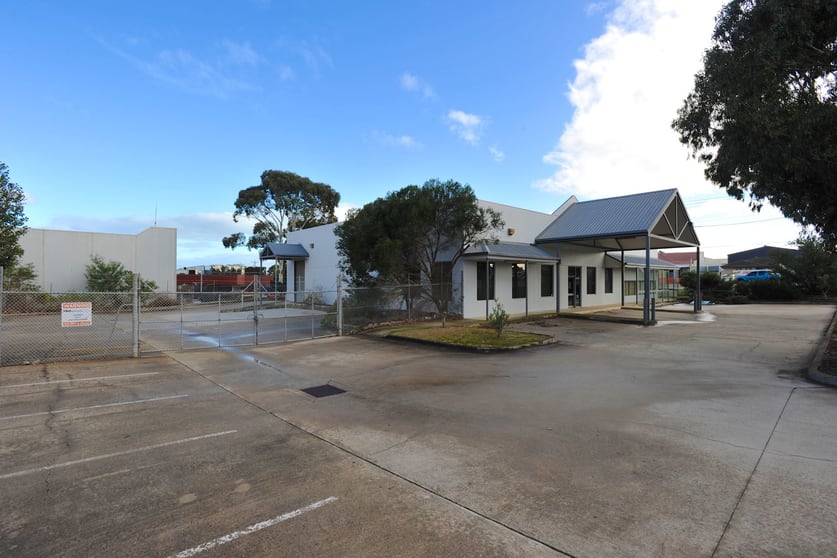 Click to view all images 45 Lathams Road Carrum Downs VIC 3201 - Image 3