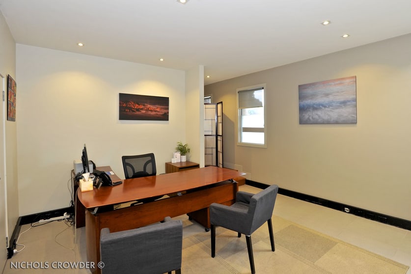 Click to view all images 122 Bay Road Sandringham VIC 3191 - Image 3