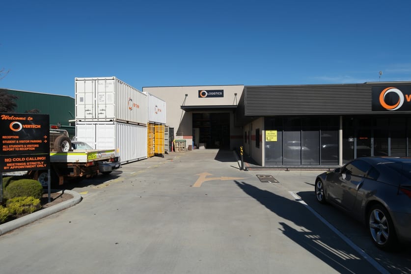 Click to view all images 54 Mulgul Road Malaga WA 6090 - Image 2