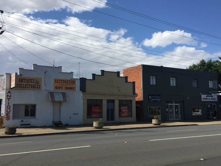 Click to view all images Unit 2/207 & 209A Edward Street Wagga Wagga NSW 2650 - Image 1