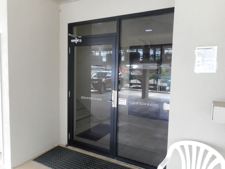 Click to view all images Suite 5/12 Danbulan Street Smithfield QLD 4878 - Image 3