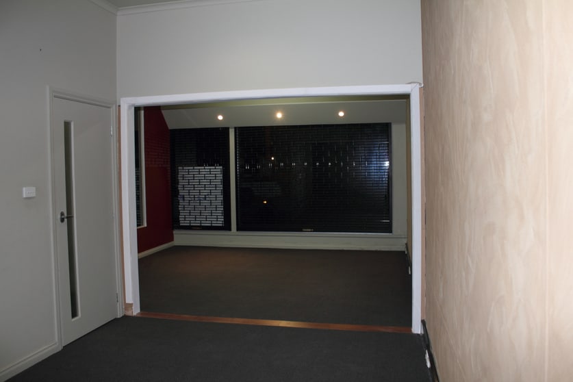 Click to view all images 16 Beauford Avenue Bell Post Hill VIC 3215 - Image 2