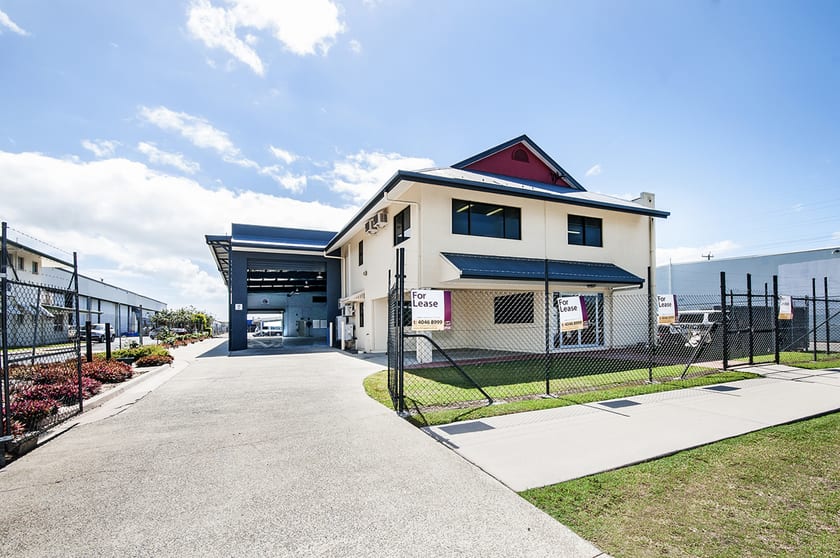 Click to view all images 116 Lyons Street Cairns City QLD 4870 - Image 1
