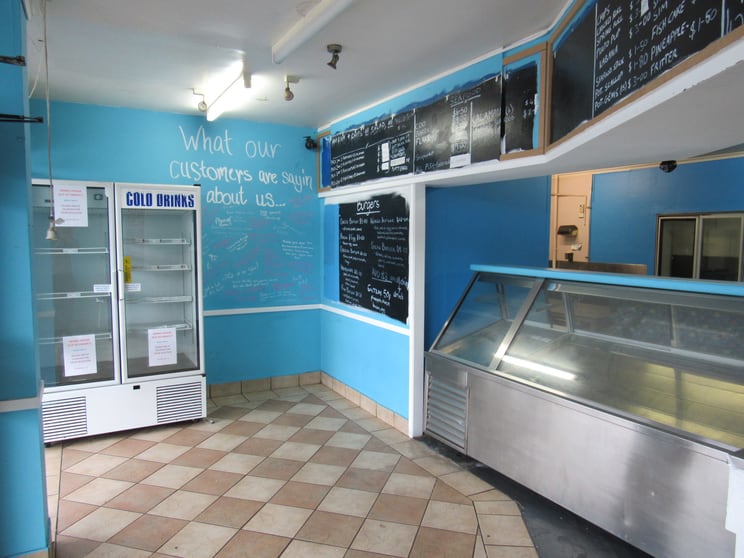 Click to view all images 1/29-31 Anzac Avenue Redcliffe QLD 4020 - Image 2