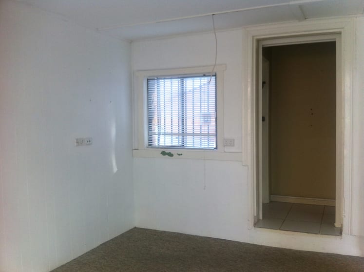 Click to view all images Shop 2/427 High Street Maitland NSW 2320 - Image 3