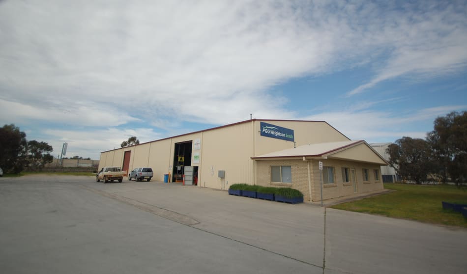 Click to view all images 1/1014 Nowra Street North Albury NSW 2640 - Image 1