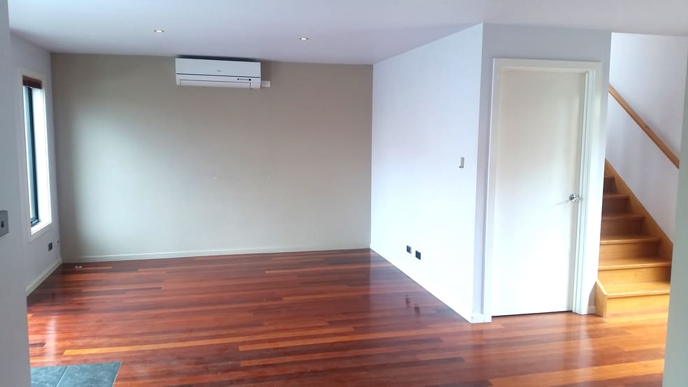 Click to view all images 17 Earl Street Windsor VIC 3181 - Image 3