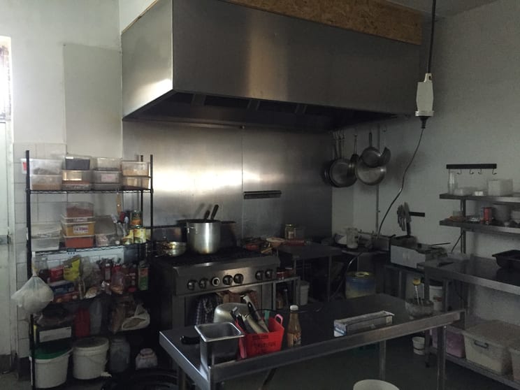 Click to view all images 25 Main Street Winchelsea VIC 3241 - Image 2